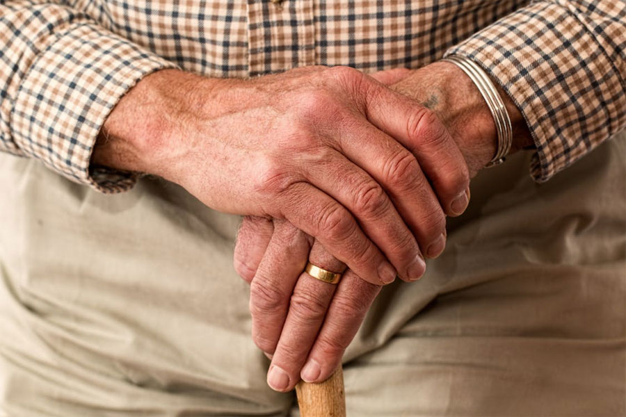 aging-hands