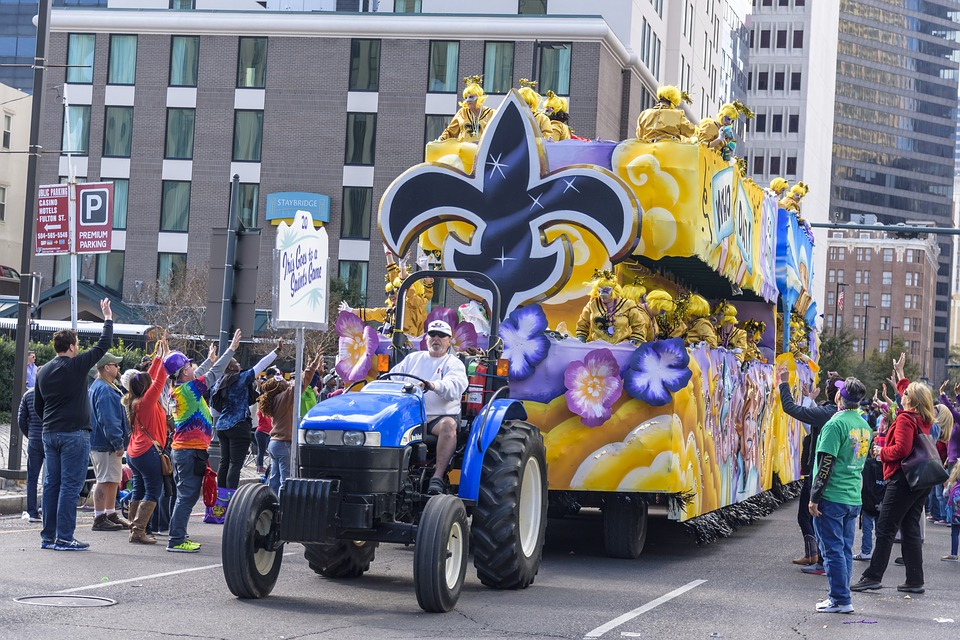 Mardi Gras Float Celebrates Old Age